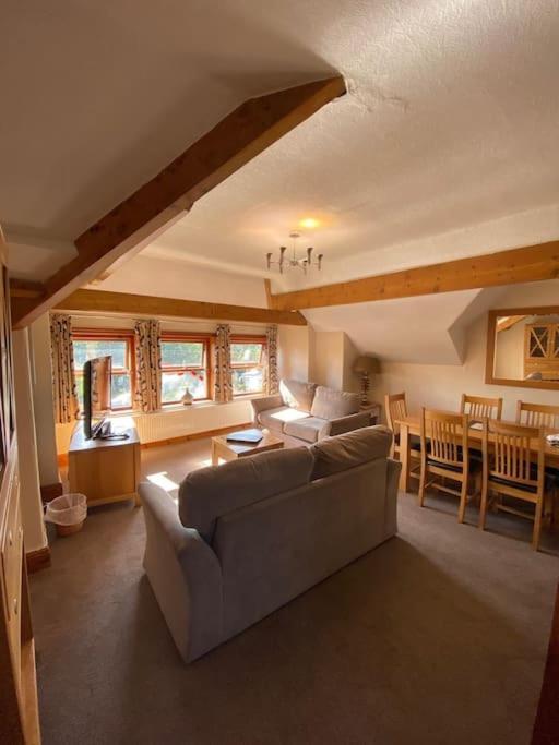 Garnett - Comfy Apartment, Great Location! Apartment Clitheroe