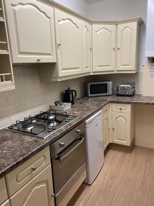Garnett - Comfy Apartment, Great Location! Clitheroe